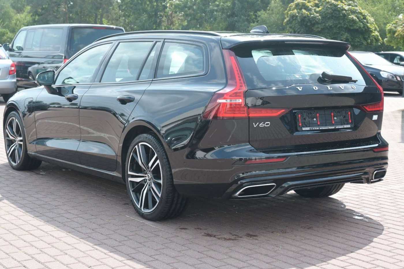 Volvo  Volvo V60 Recharge T8 AWD R-Design*PANO*360°*H/K