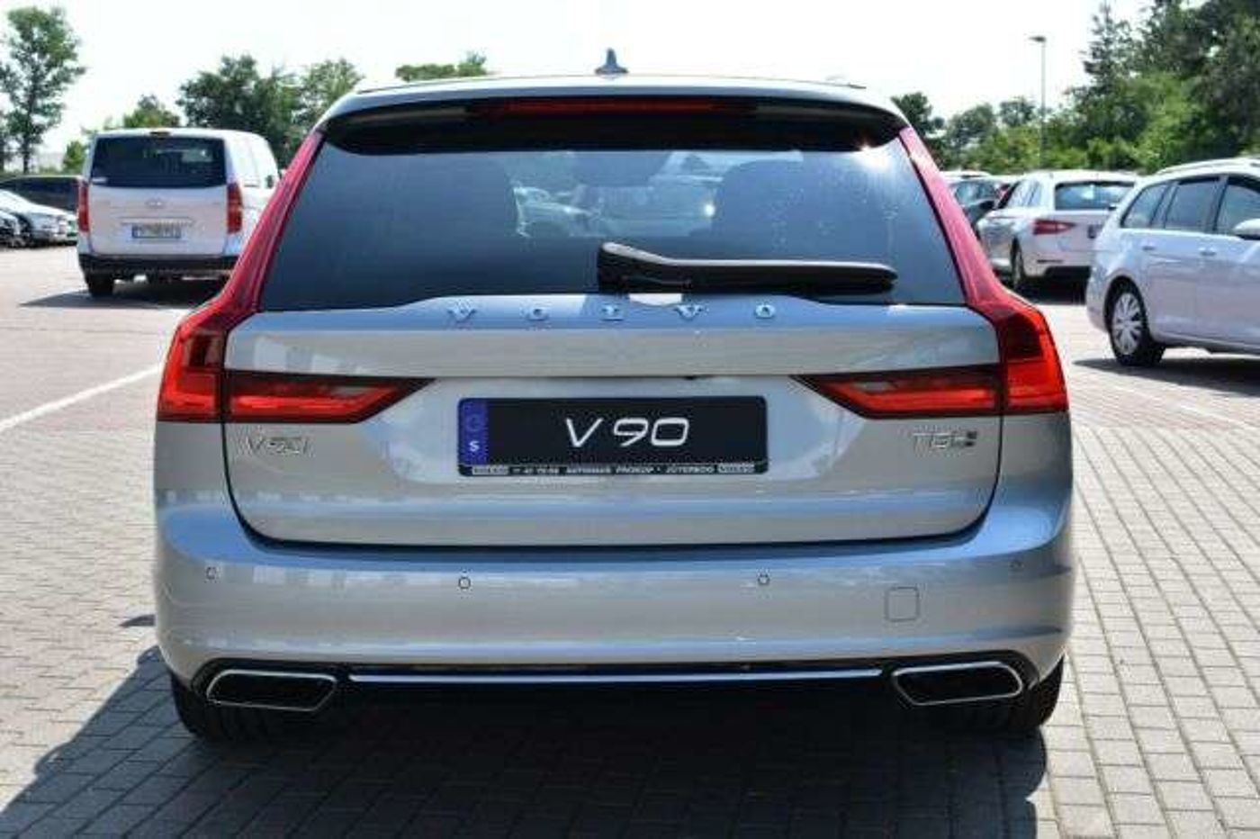 Volvo  T8 Twin Engin AWD Inscription*STHZG*PANO*H&K