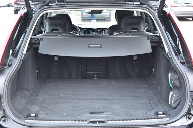 Volvo  V90 CC D4 AWD*LED*CAM*H&K*DAB*IntelliSafe*Keyles