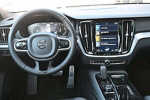 Volvo  R Design T6  PHEV AWD*STHZG*H&K*PANO*HUD*