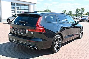 Volvo  R Design T6  PHEV AWD*STHZG*H&K*PANO*HUD*