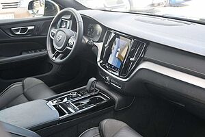 Volvo  Volvo V60 Recharge T8 AWD R-Design*PANO*360°*H/K