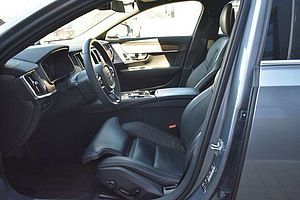 Volvo  T8 AWD Inscr*LED*LUFT*360°*PANO*STHZG*B&W