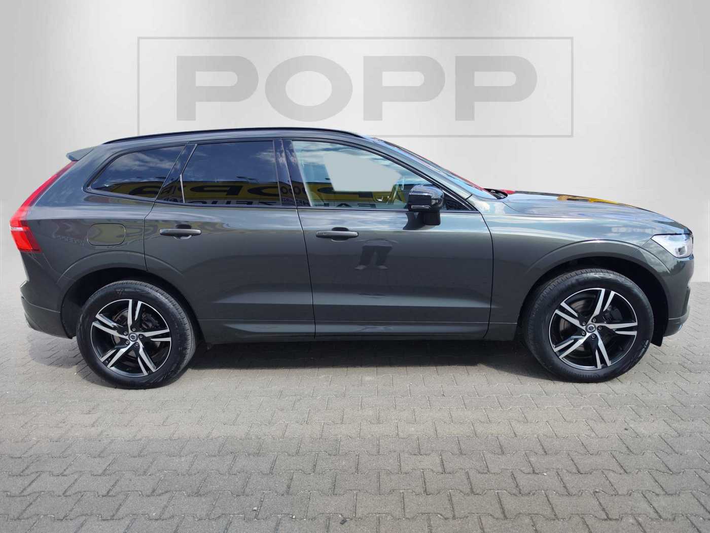 Volvo  T6 AWD Plug In Hybrid R-Design ACC AHK CAM