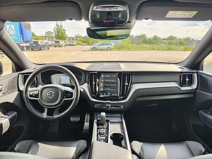 Volvo  T6 AWD Plug In Hybrid R-Design ACC AHK CAM