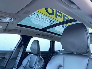 Volvo  D5 AWD Pro 360° HUD PANO STHZ