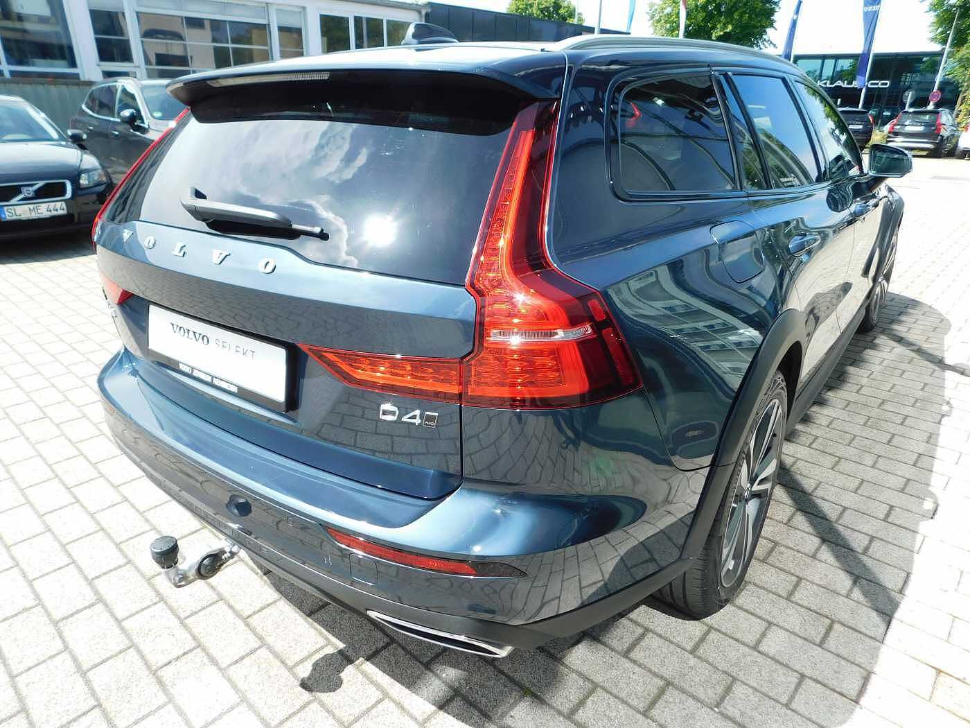 Volvo  D4 AWD Geartronic Pro