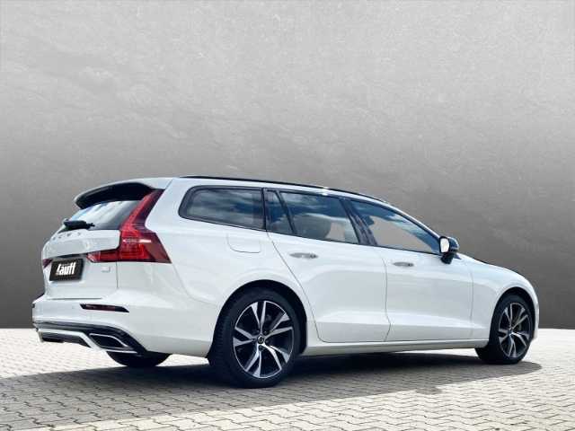 Volvo  T6 R Design AWD Plug- In Hybrid