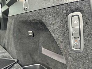 Volvo  D5 (224 PS) AWD|AG8|Insc|LUFT|B&W|AHK