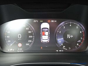 Volvo  T3 Momentum Pro / EURO 6d-TEMP