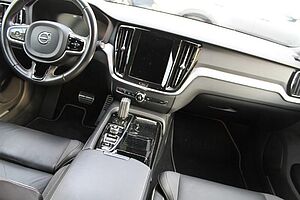 Volvo  V60 Recharge R-Design, T6 AWD Plug-in Hybrid