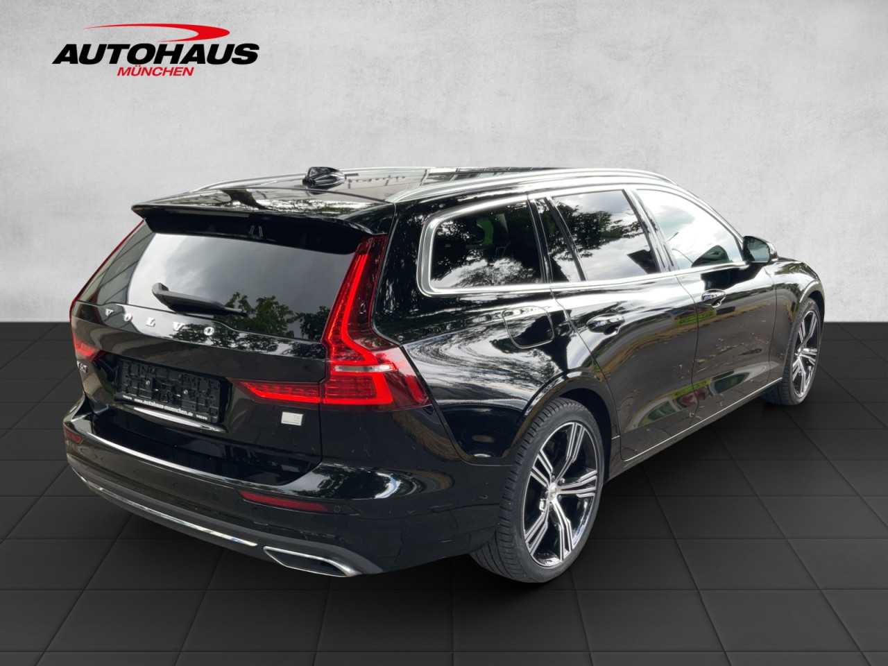 Volvo  V60 Inscription Expression Recharge Plug-In Hybrid