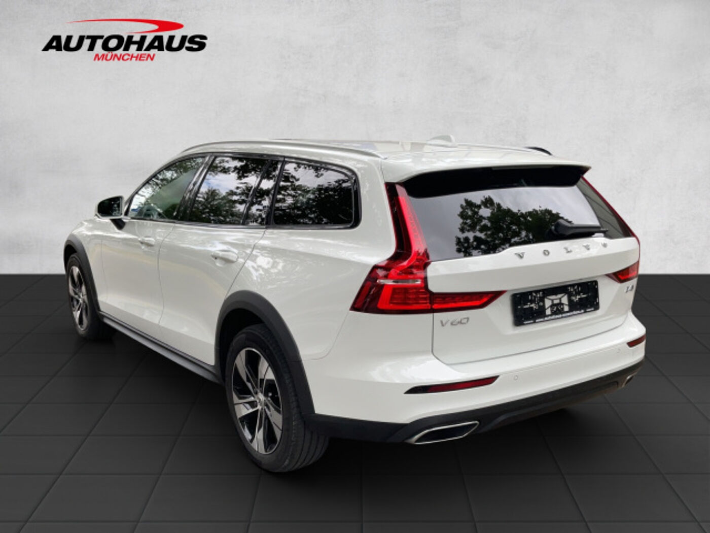 Volvo  V60 CC Pro AWD