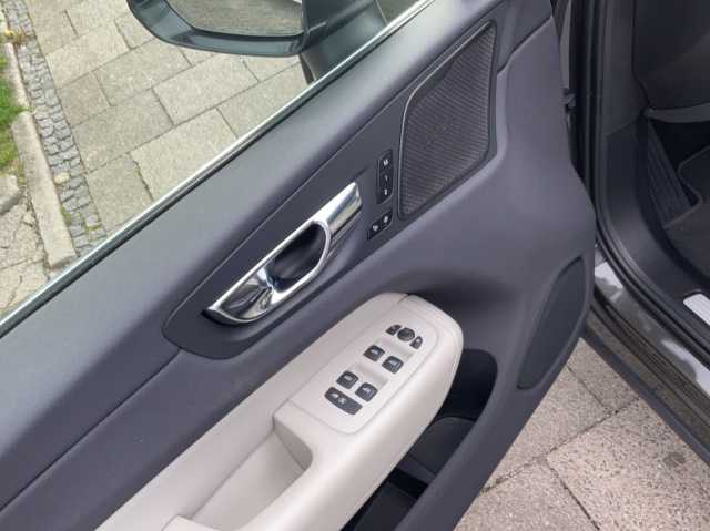 Volvo  XC 60 Inscription Plug-In Hybrid AWD