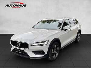 Volvo  V60 CC Pro AWD