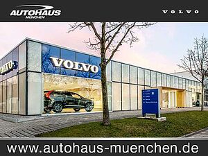Volvo  XC 40 Momentum Core 2WD