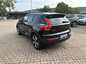 Volvo  Plus Dark Recharge Plug-In Hybrid 2WD