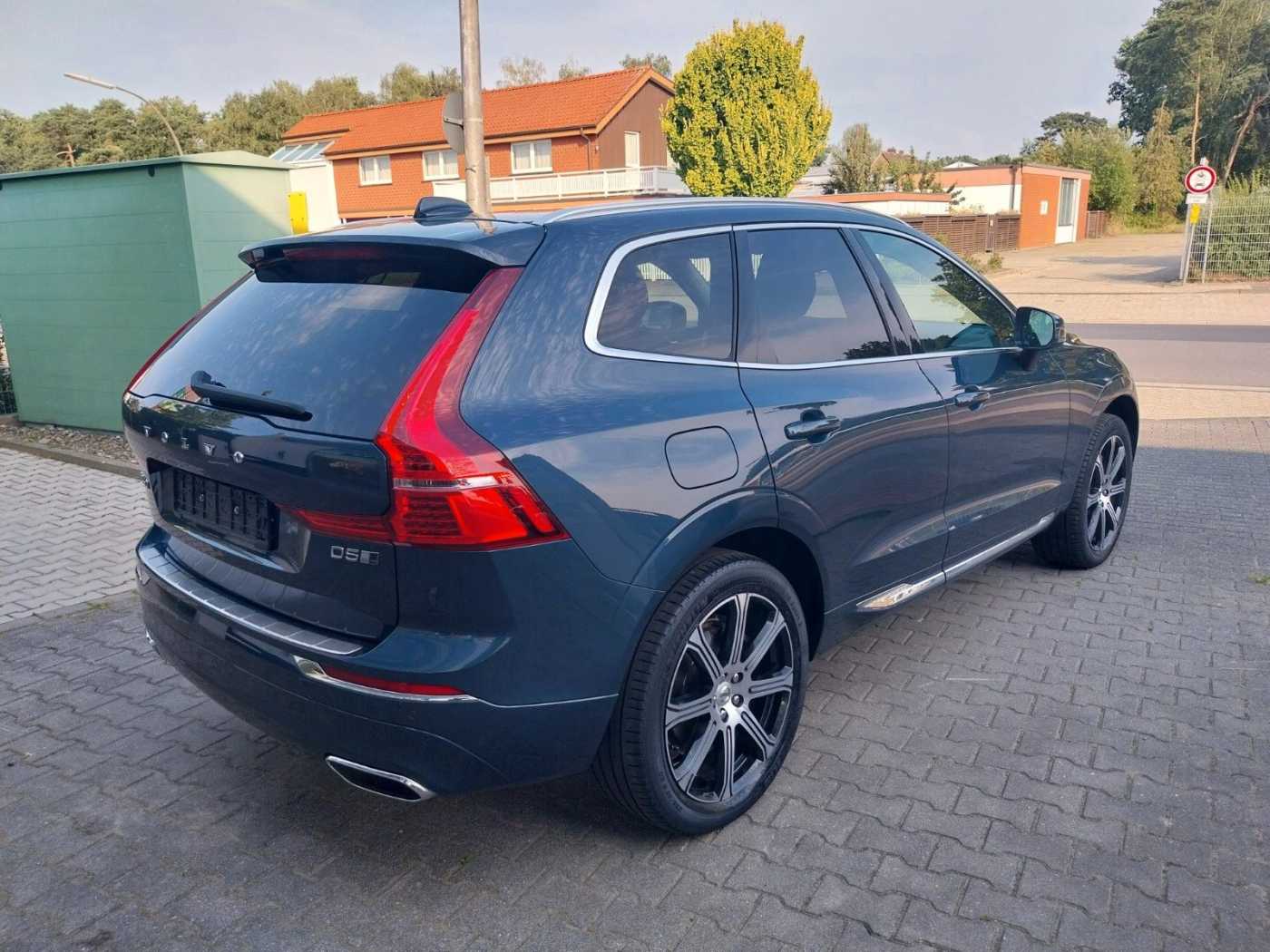 Volvo  D5 Inscription AWD AHK