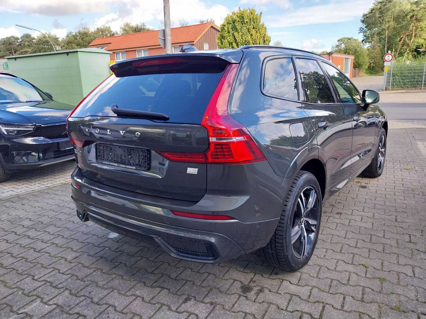 Volvo  T6 R Design Recharge Plug-In Hybrid AWD