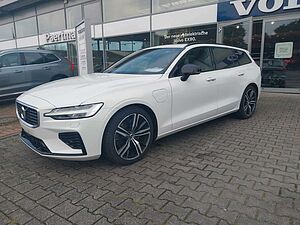 Volvo  T6 Kombi R Design Plug-In Hybrid AWD