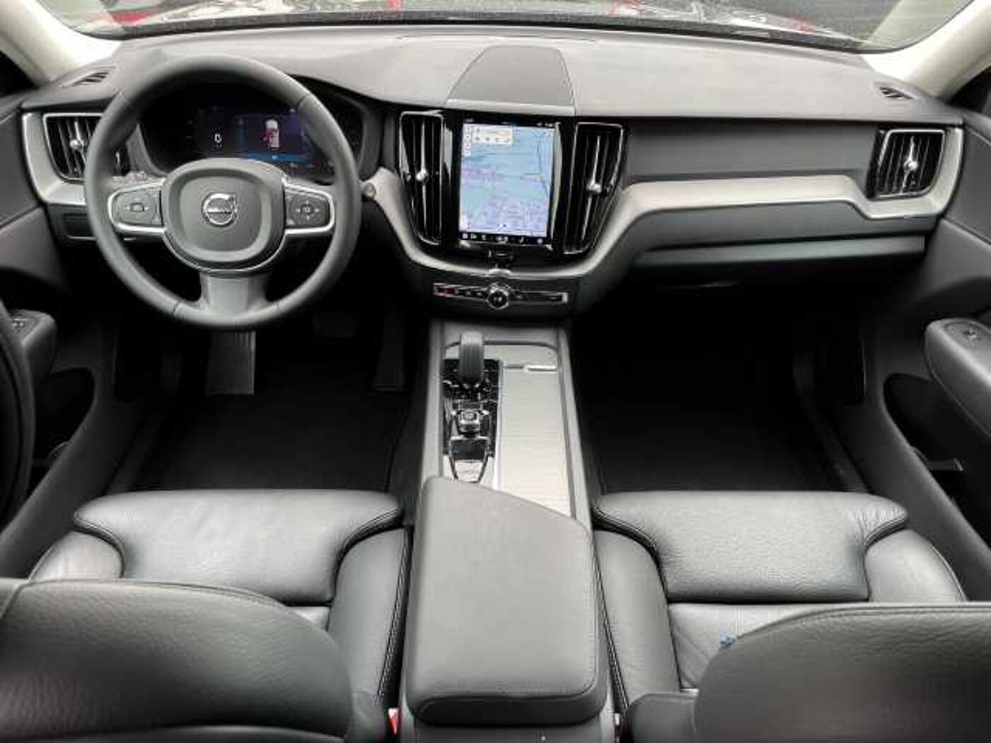 Volvo  Core 2WD B4 Benzin EU6d digitales Cockpit Memory Sitze Soundsystem LED Scheinwer