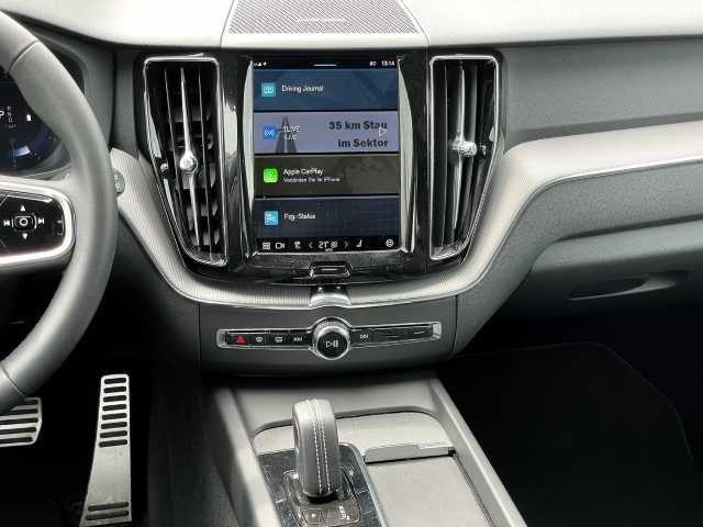 Volvo  R Design AWD B4 Diesel EU6d Allrad StandHZG AHK Navi digitales Cockpit Memory Si