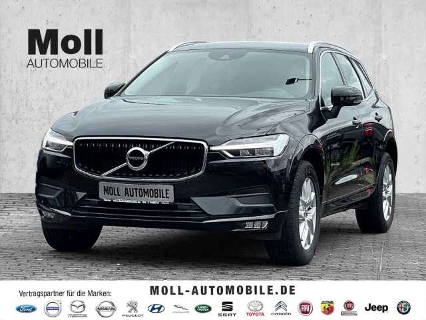 Volvo  Momentum Pro AWD B4 Diesel EU6d Allrad StandHZG Navi Leder digitales Cockpit