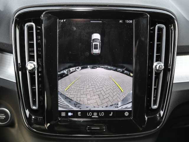 Volvo  Plus Bright 2WD B3 EU6d digitales Cockpit Memory Sitze Soundsystem HarmanKardon