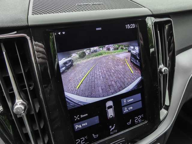 Volvo  Momentum Pro AWD B4 Diesel EU6d Allrad Navi digitales Cockpit Soundsystem