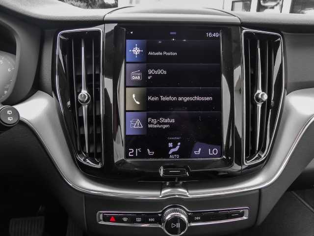 Volvo  Momentum Pro 2WD B4 Benzin EU6d Navi Leder digitales Cockpit Memory Sitze