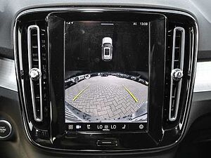 Volvo  Plus Bright 2WD B3 EU6d digitales Cockpit Memory Sitze Soundsystem HarmanKardon