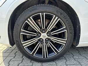 Volvo  Kombi Inscription Plug-In Hybrid AWD T8 Twin Engine EU6d-T Panoramadach Sitzheiz