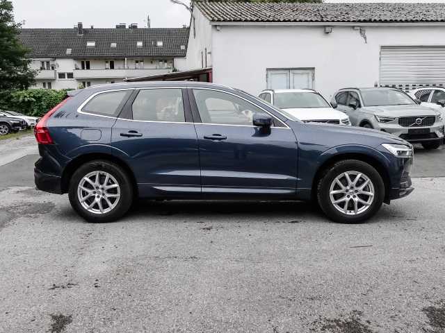 Volvo  Momentum Pro 2WD B4 Benzin EU6d Navi Leder digitales Cockpit Memory Sitze Sounds