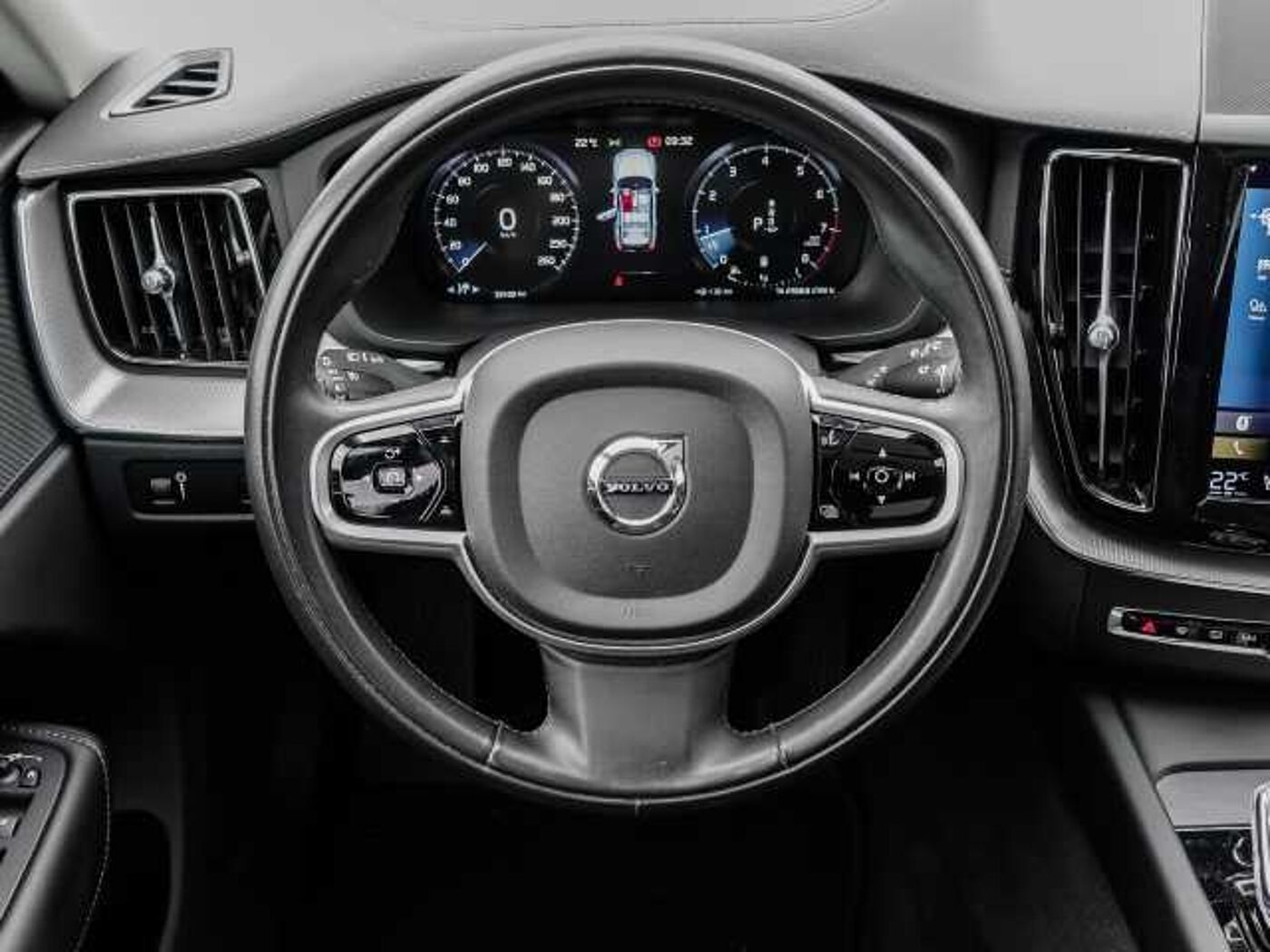 Volvo  Inscription AWD B5 Benzin EU6d Allrad StandHZG Navi Leder digitales Cockpit Memo