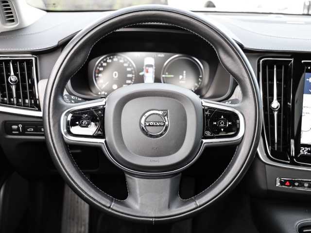 Volvo  Inscription Recharge Plug-In Hybrid AWD T8 Twin Engine EU6d Allrad StandHZG AHK