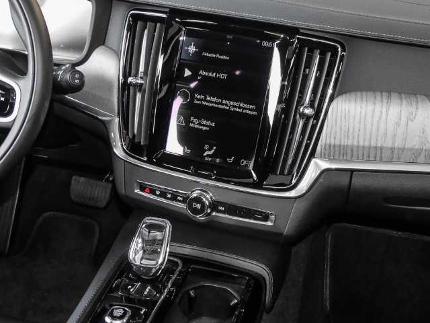 Volvo  Kombi Inscription Recharge Plug-In Hybrid AWD T6 Twin Engine EU6d Leder LED Navi