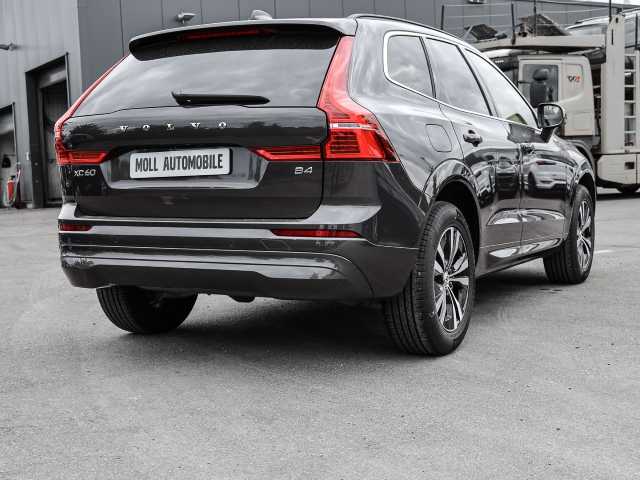 Volvo  Momentum Pro 2WD B4 Diesel EU6d Navi Keyless ACC Rückfahrkam. Fernlichtass. El.