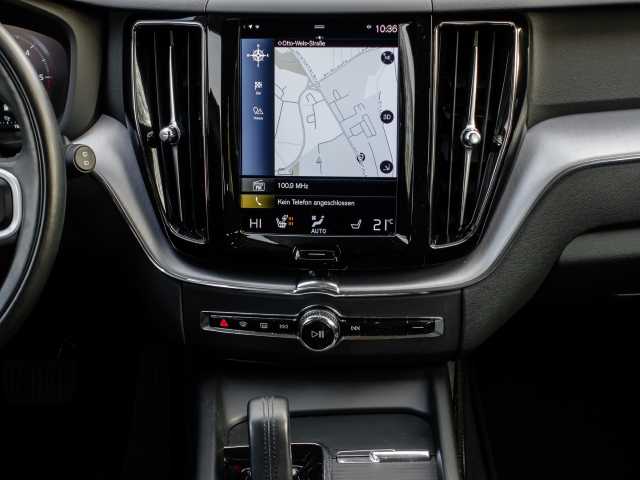 Volvo  Momentum Pro AWD B4 Diesel EU6d Allrad Navi Leder digitales Cockpit Memory Sitze