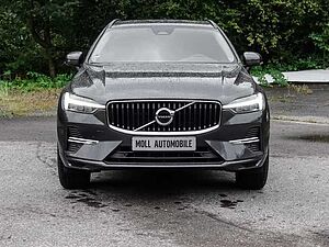 Volvo  Momentum Pro 2WD B4 Diesel EU6d AHK digitales Cockpit Soundsystem LED Sperrdiff.