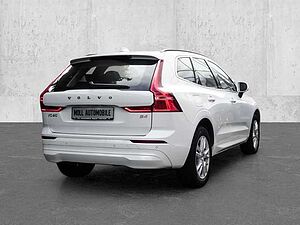 Volvo  Core 2WD B4 Diesel EU6d StandHZG AHK digitales Cockpit Soundsystem LED Sperrdiff