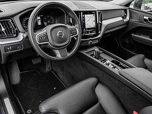 Volvo  Momentum Pro AWD B4 Diesel EU6d Allrad Navi Leder digitales Cockpit Soundsystem