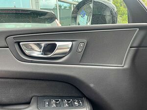 Volvo  B4 AWD Momentum Pro | NAVI | LED |Autom. /BC