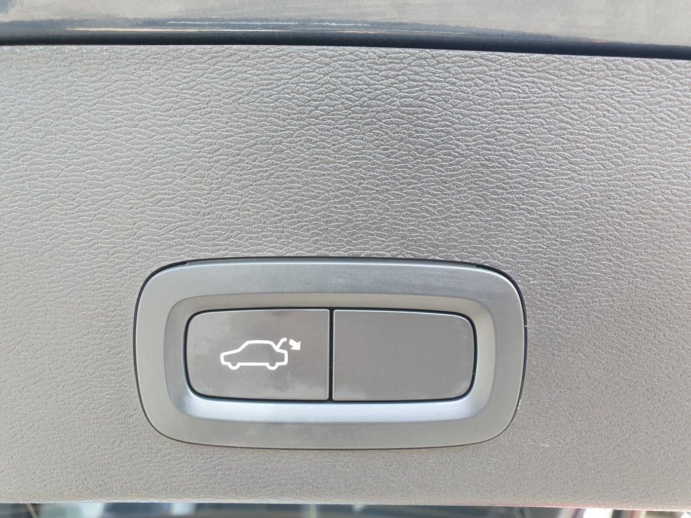 Volvo  Recharge T5 Twin Engine Inscription Navi