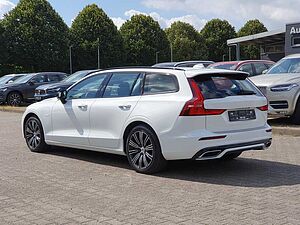 Volvo  Recharge T6 Twin Engine R-Design Expr. AHKBC