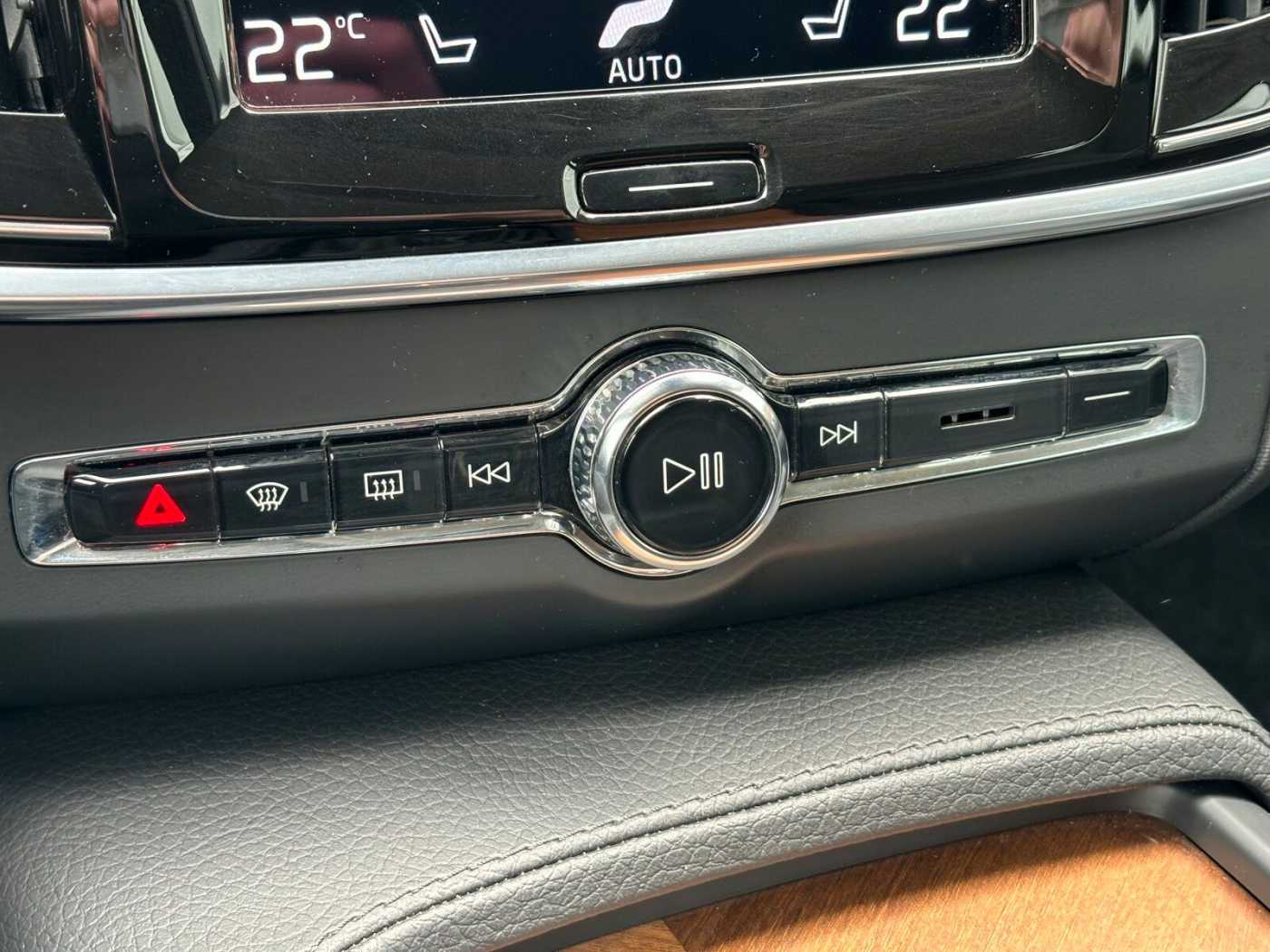 Volvo  D4 Autom. Inscription Navi/Keyless-Start/LED