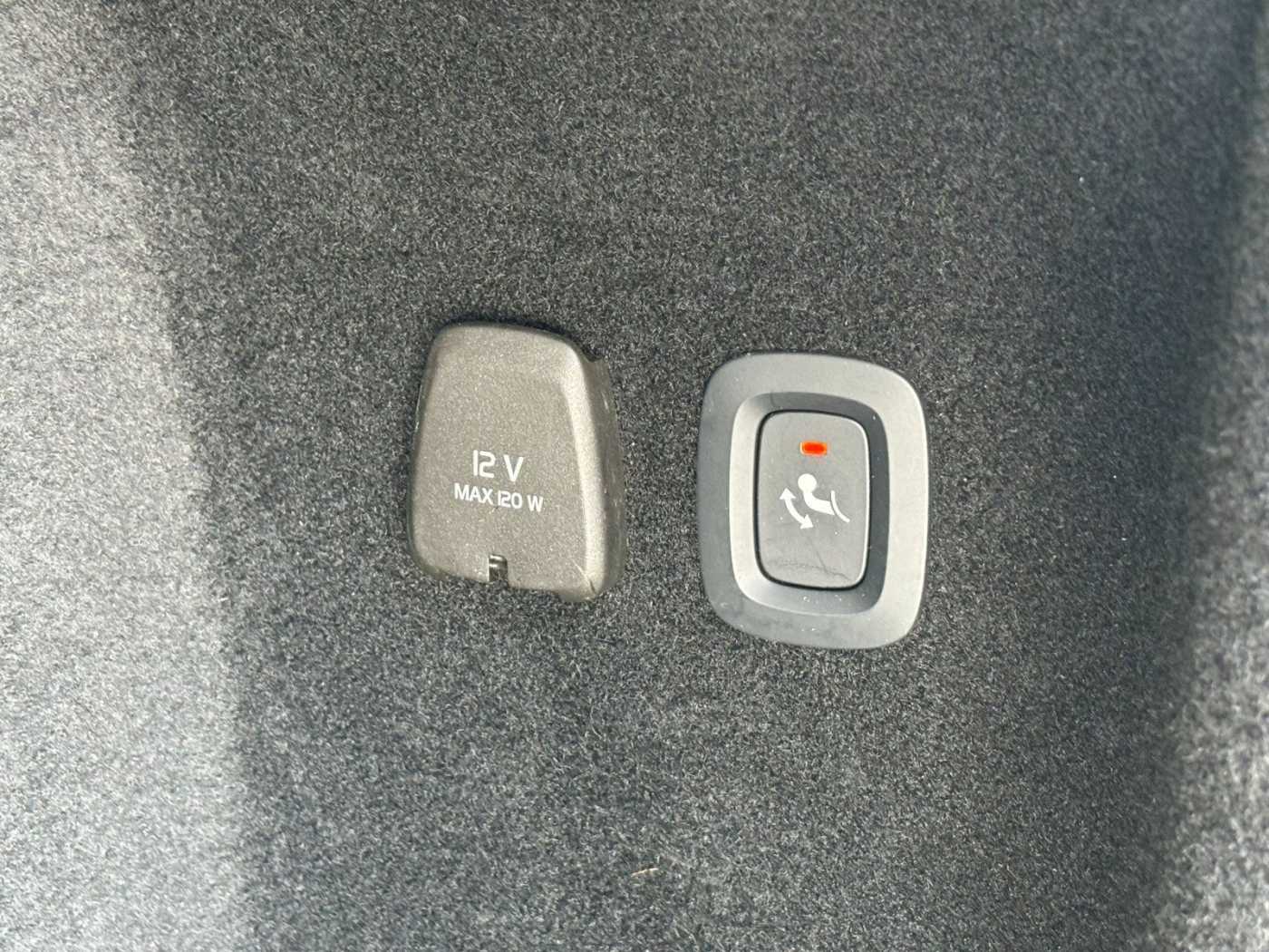 Volvo  T6 Twin Engine AWD Inscription Plug-In (E6d)