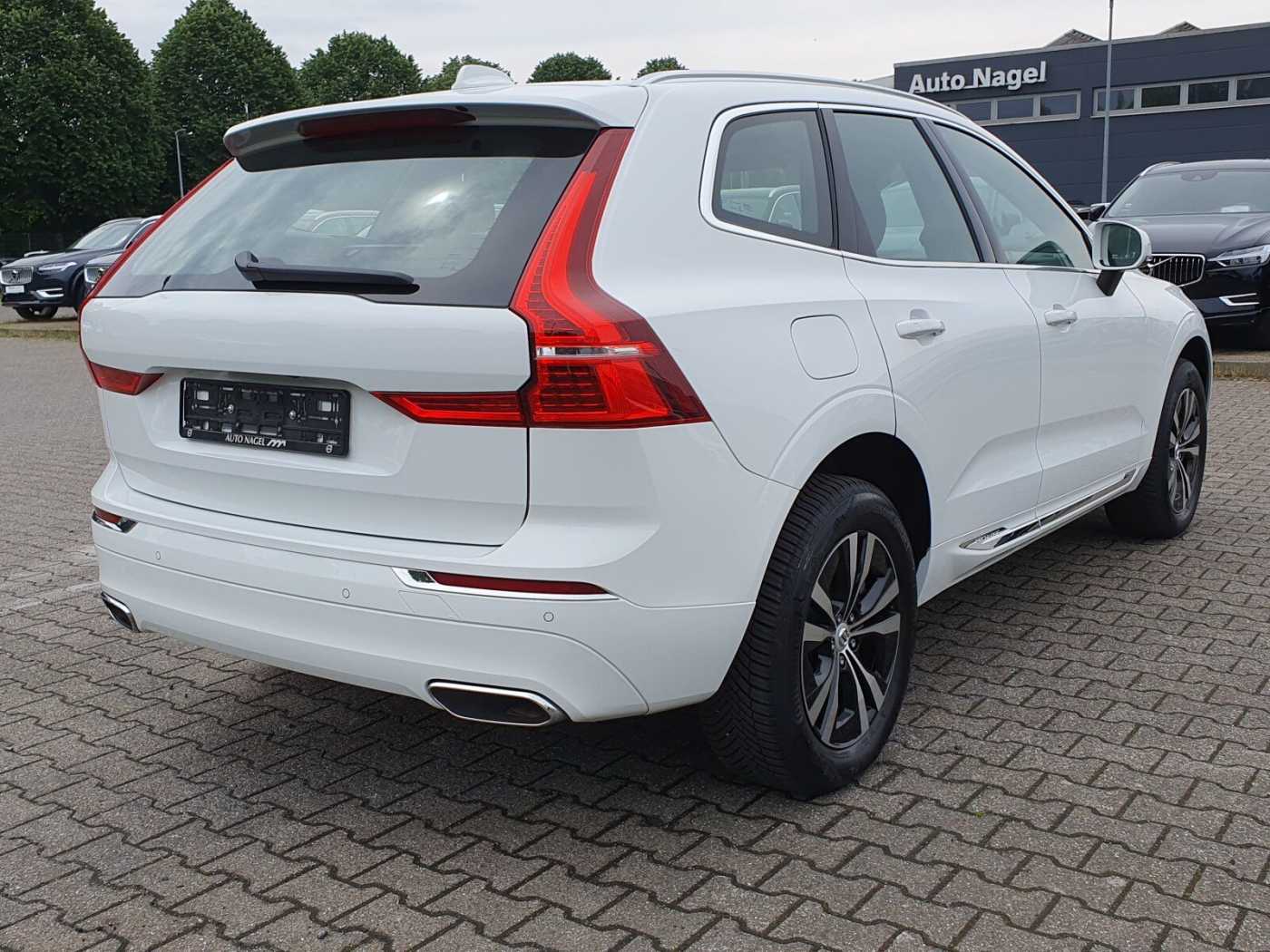 Volvo  T6 AWD Inscription Expression PANO | AHK |