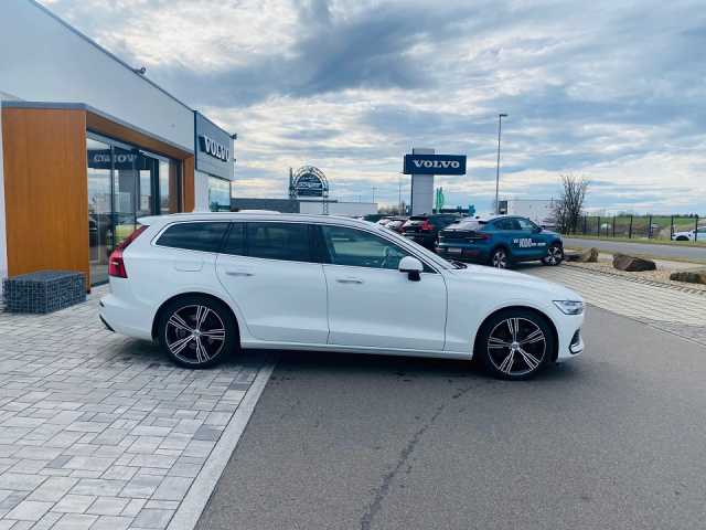 Volvo  Inscription Expression Recharge Plug-In Hybrid AWD