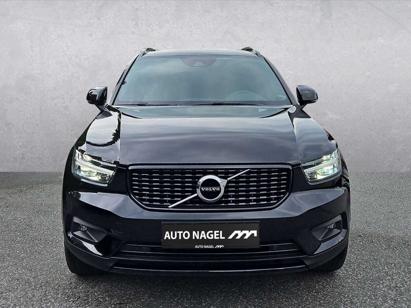 Volvo  XC40 D4 AWD R-Design  Pano. -Dach/Klima/Sitzhzg.