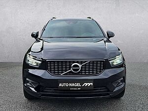 Volvo  XC40 D4 AWD R-Design  Pano. -Dach/Klima/Sitzhzg.